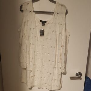 Women's White Knit Top